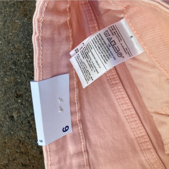 NWT button down raw hem old navy Pink Denim skirt - Picture 4 of 5